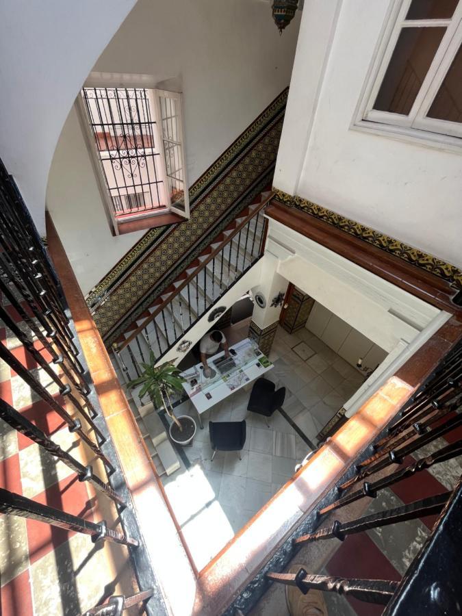 Hostal Atenas Seville Luaran gambar
