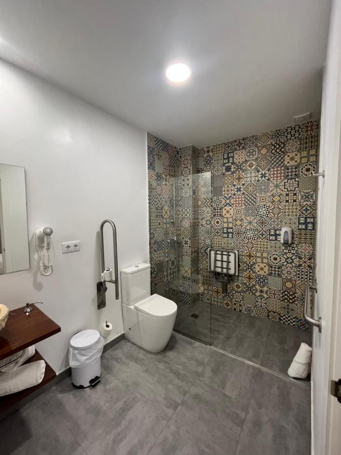 Hostal Atenas Seville Luaran gambar
